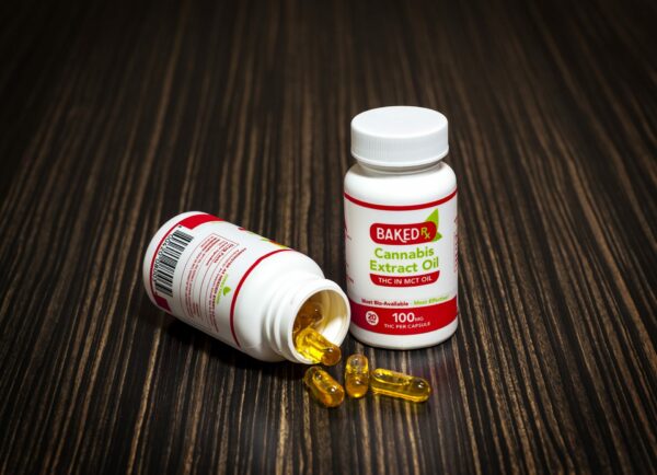 Baked Edibles – THC Extract Capsules 100mg | HighGradeAid Canada