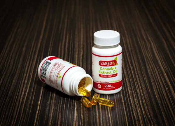 Baked Edibles – THC Extract Capsules 200mg | HighGradeAid Canada